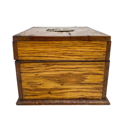 Edwardian WWI officer's oak storage box with Gordon Highlanders regiment stag cap badge
