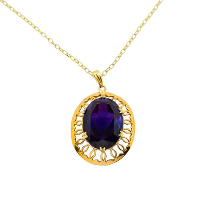Vintage 9ct gold pendant necklace with 23ct colour-change sapphire, Romantic Revival design, 1970