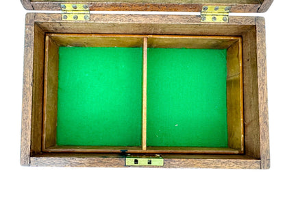 Arts and Crafts oak jewellery box with removable trays and working key