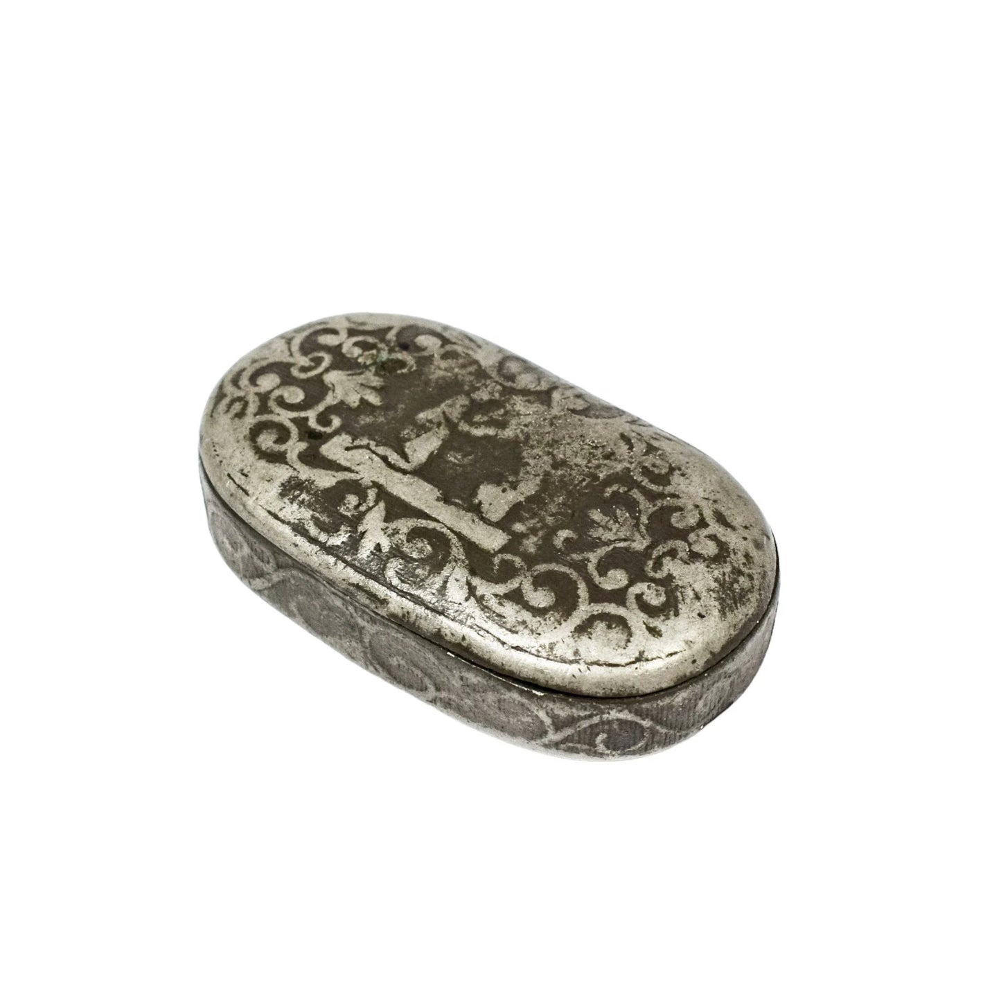 18th century Continental pewter snuff box engraved with scrolls and figures