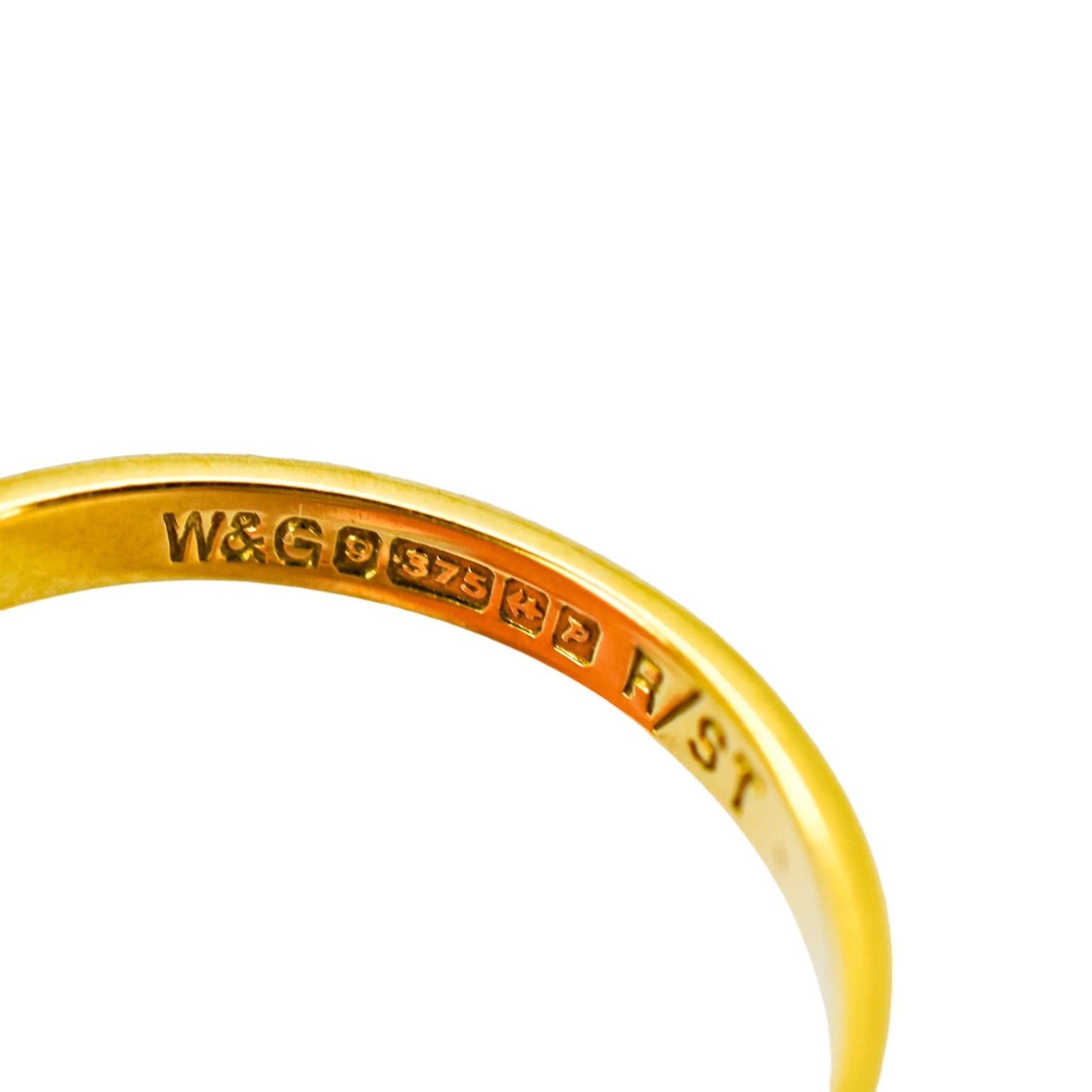 Vintage 1960's 9ct yellow gold oval tiger's eye cocktail ring, size N