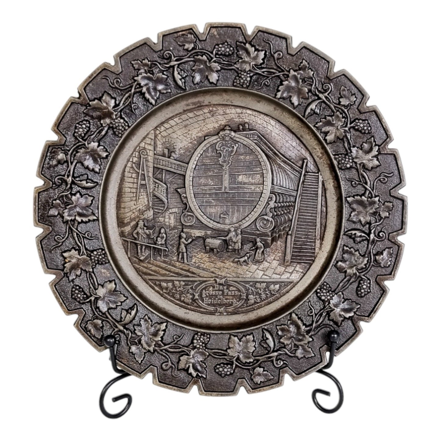 19th century "Das Große Fass im Heidelberger” Tun cast iron souvenir plate