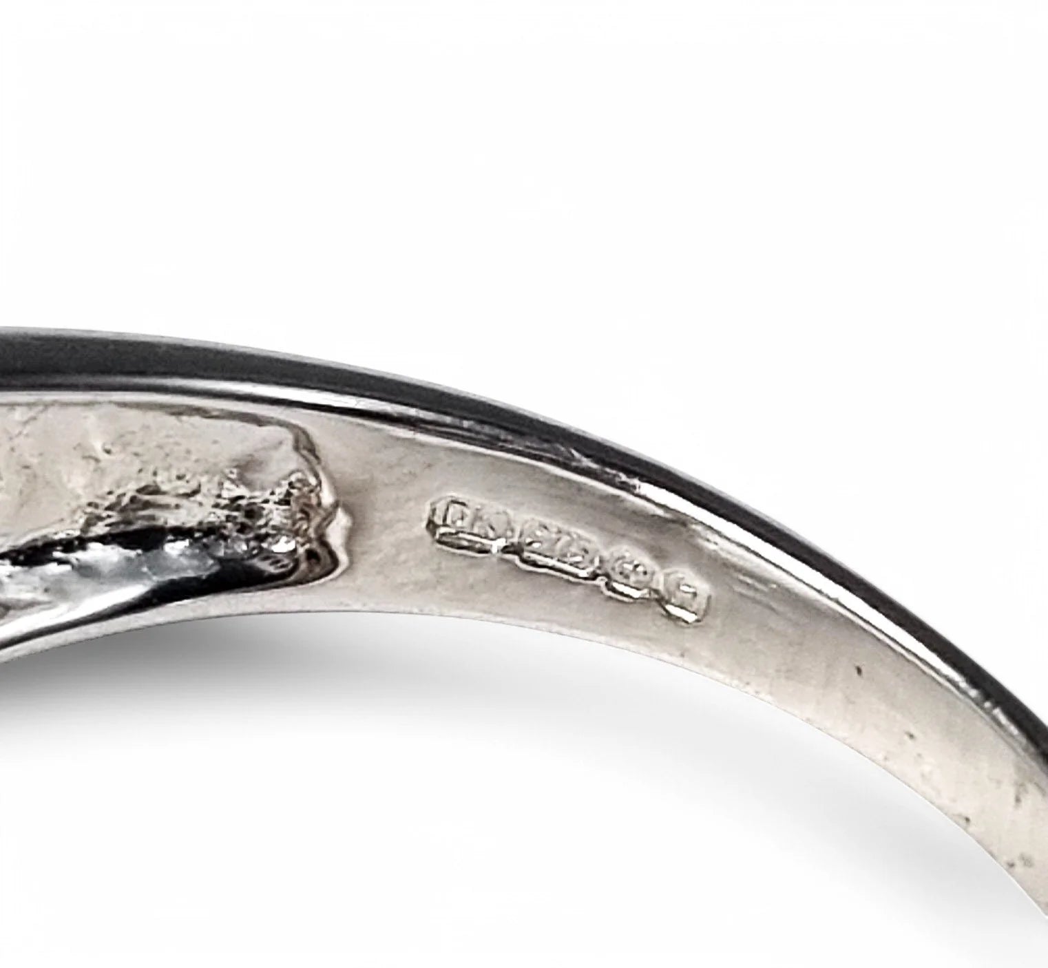 2ct multicolour sapphire 9ct white gold cluster ring, six-colour floral design, N 1/2