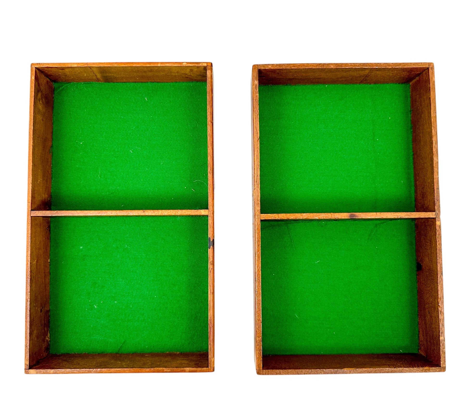 Arts and Crafts oak jewellery box with removable trays and working key