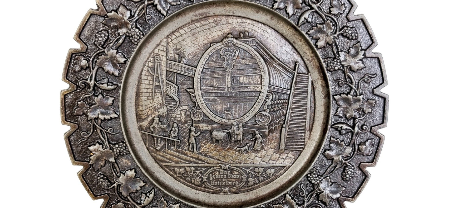 19th century "Das Große Fass im Heidelberger” Tun cast iron souvenir plate