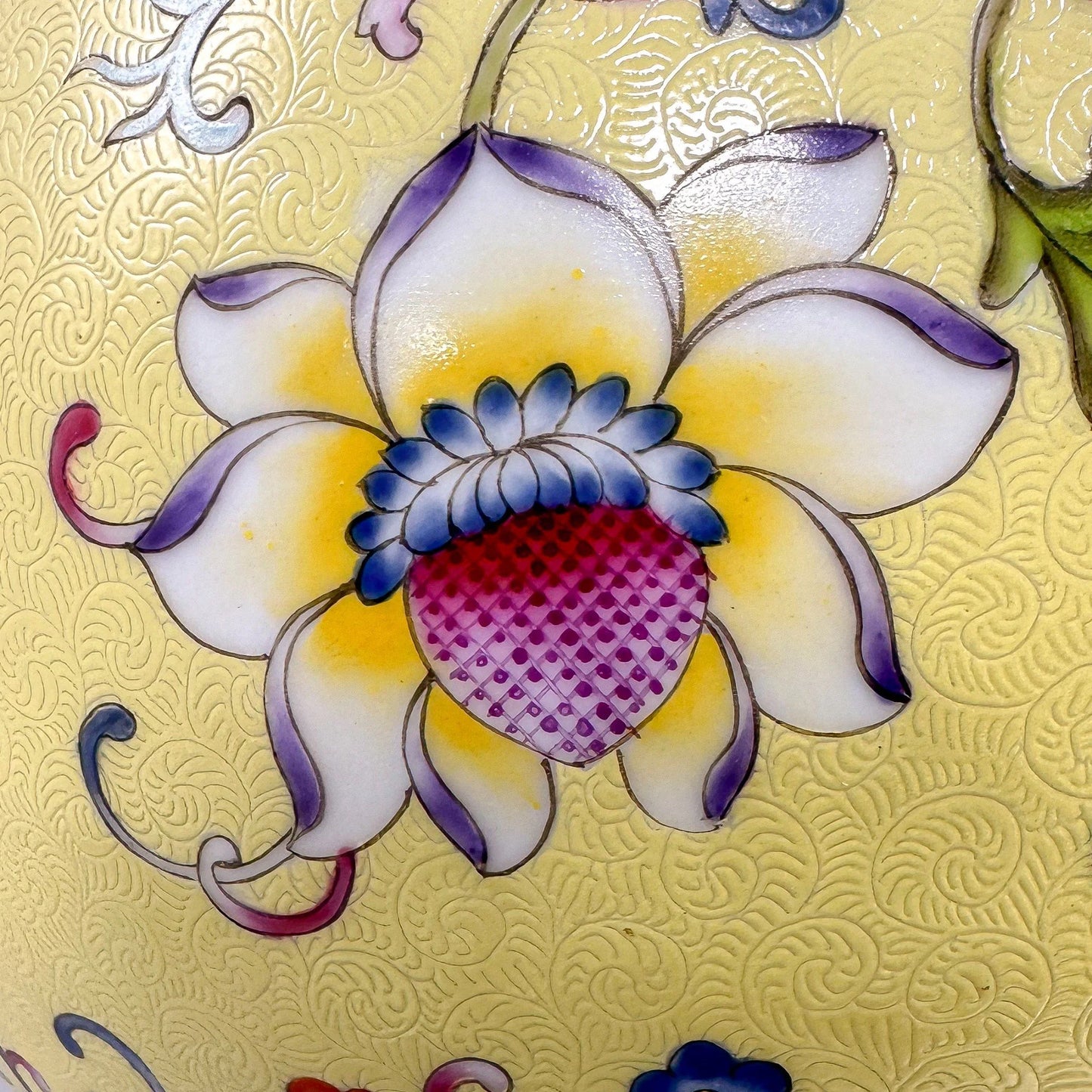 Chinese Guangxu yellow ground Yangcai floral Yuhuchunping porcelain vase in Qianlong style