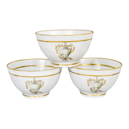 Georgian Thomas Wolfe (Factory Z) porcelain set of 3 bat-printed tea slop bowls, c. 1800