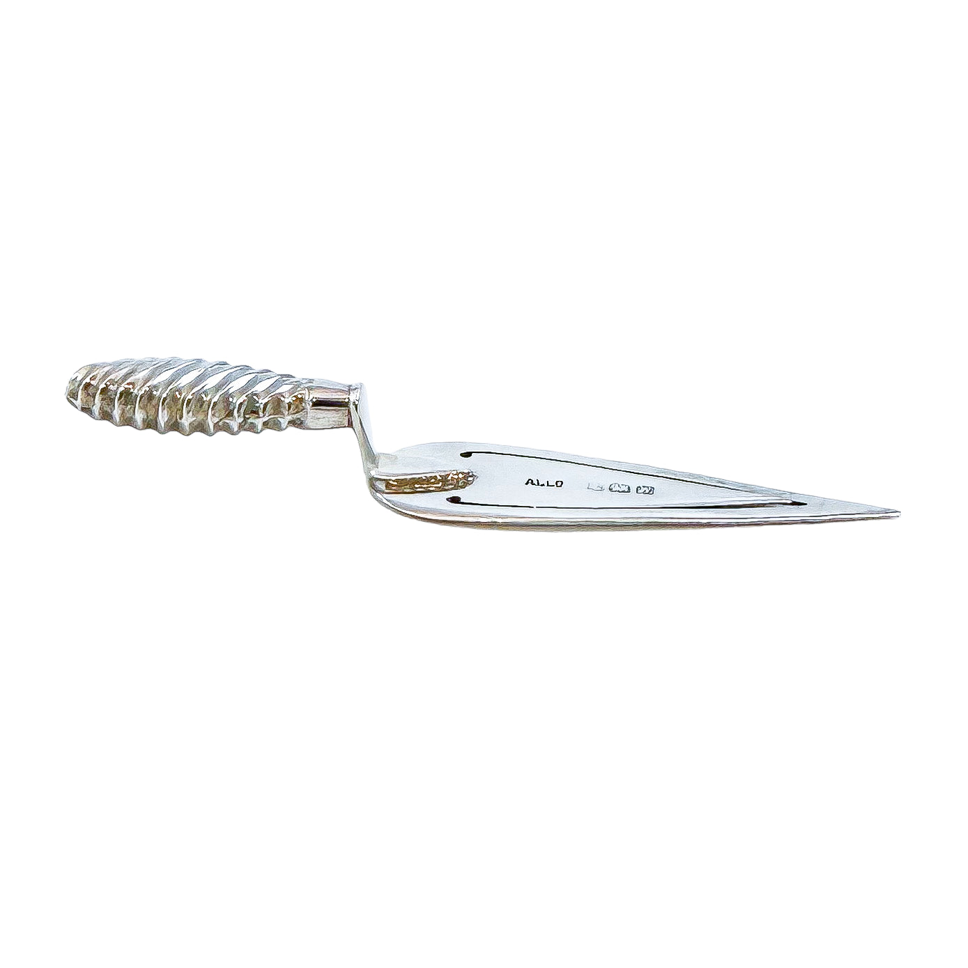 Edwardian sterling silver novelty trowel shaped bookmark page turner