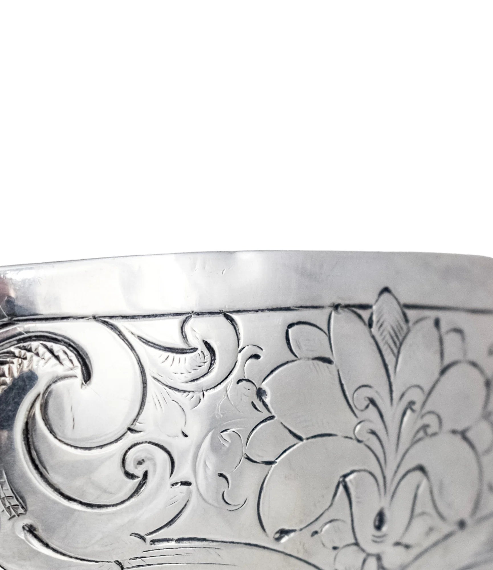 Georgian sterling silver lobed embossed fruit bowl with flying dog handles