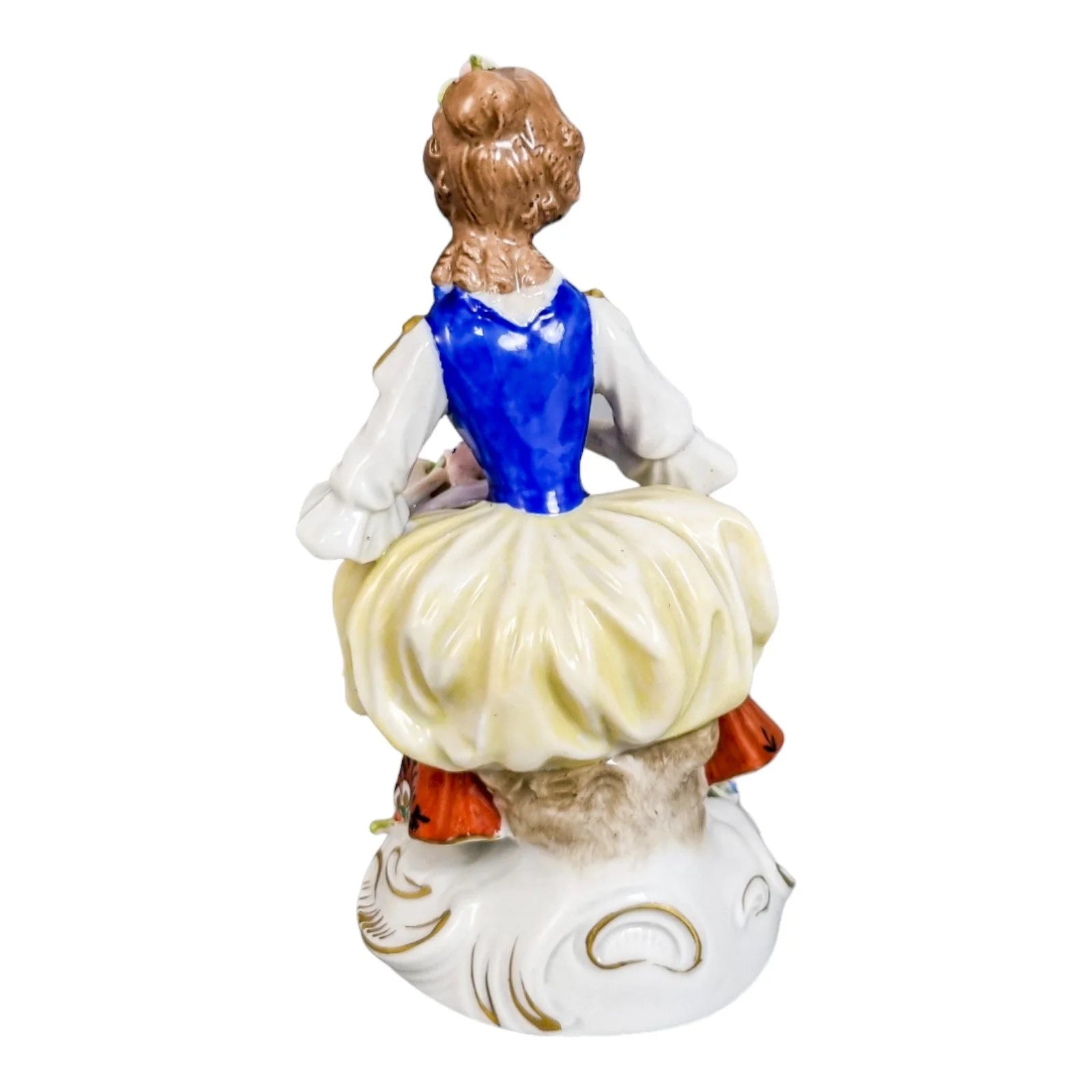 Sitzendorf porcelain figurine young girl with flower hat on tree stump