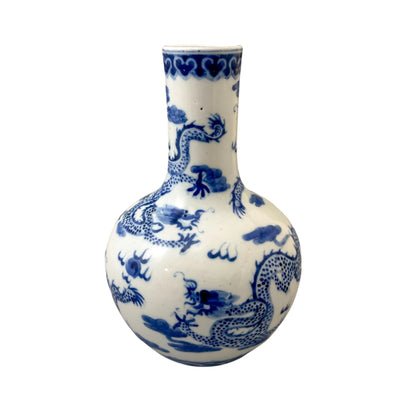 Chinese Guangxu period Kangxi revival blue and white dragon bottle porcelain vase