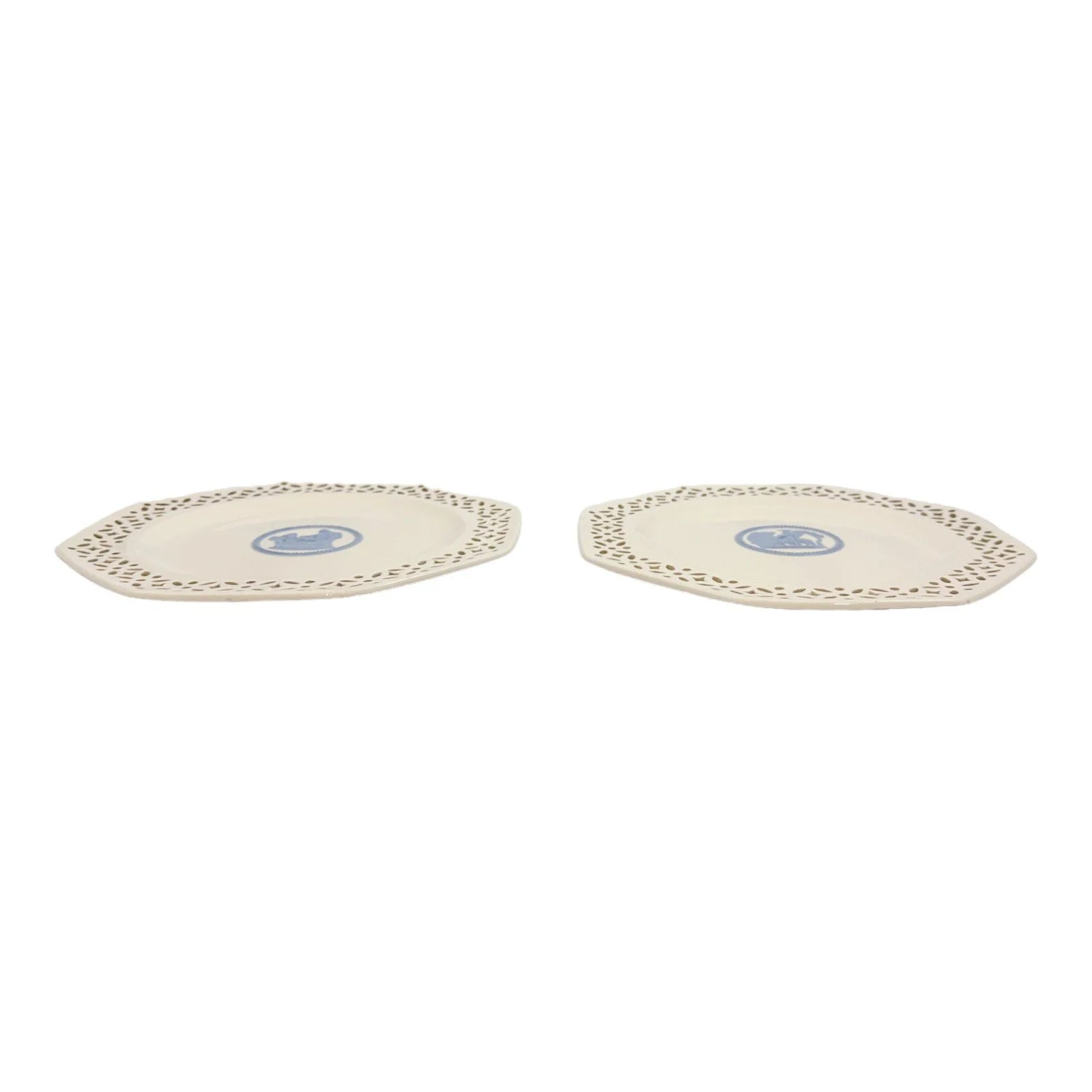 Pair of mid-Victorian Wedgwood Queen's Ware porcelain Neoclassical octagonal plates