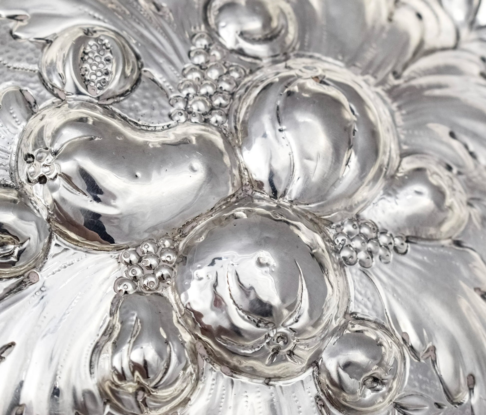 Georgian sterling silver lobed embossed fruit bowl with flying dog handles