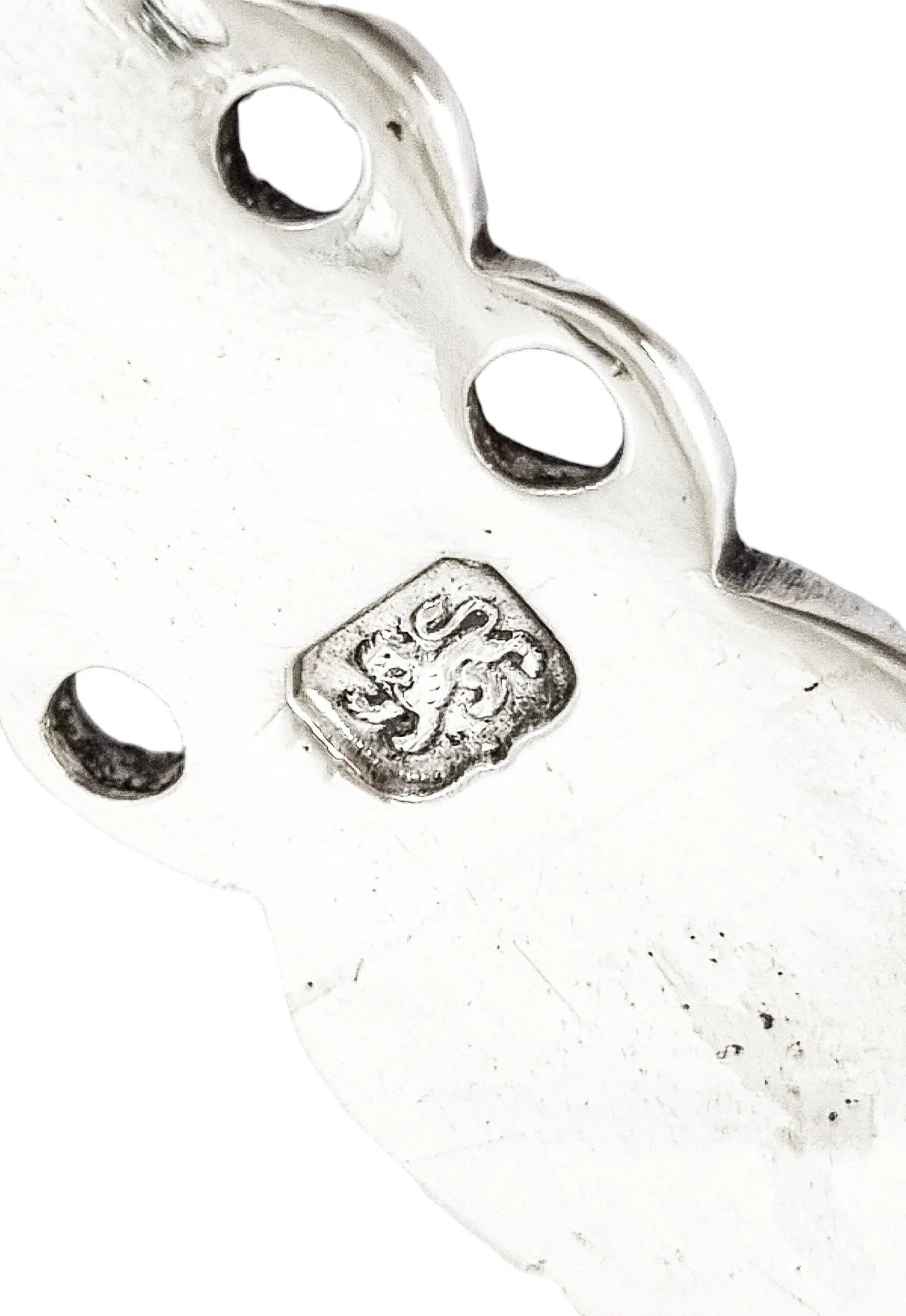 George III large fancy sterling silver sugar tongs with shell bowls, Stephen Adams