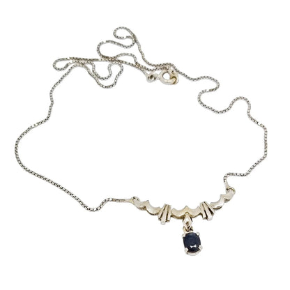 Vintage Italian 18ct white gold sapphire necklace in Art Deco style on Venetian chain