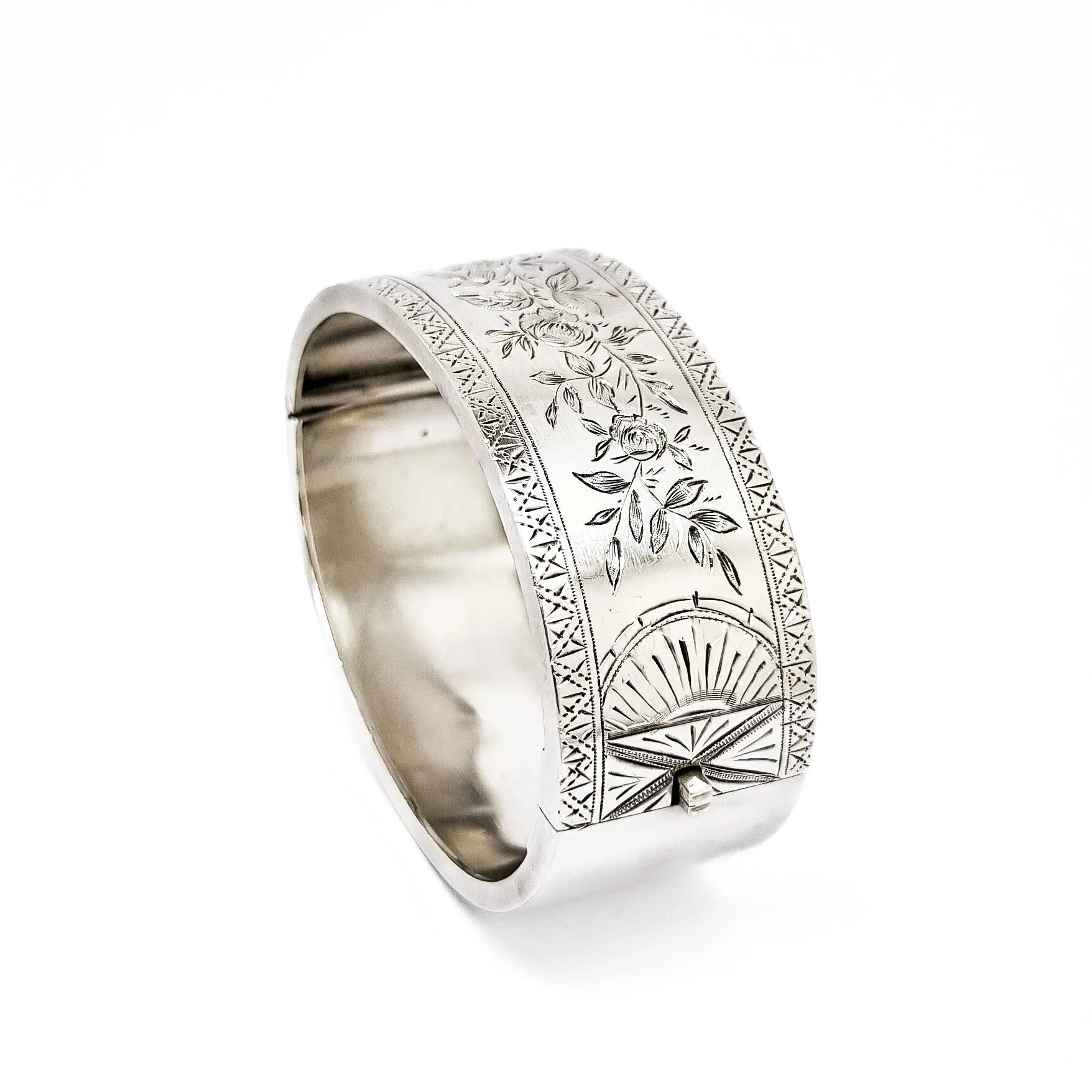 Large Victorian sterling silver Aesthetic cuff bangle / wide bracelet engraved with roses