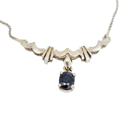 18ct white gold Art Deco Italian necklace with 0.50 ct oval sapphire and sculptural fluted centre, hallmarked 750