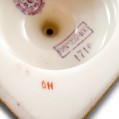 Royal Worcester blush ivory porcelain urn vase 1716 Art Nouveau 1903