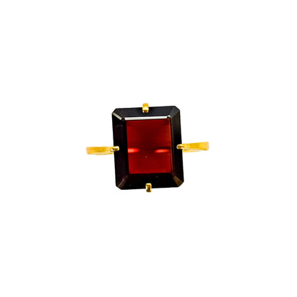 Antique 15ct yellow gold solitaire ring with 6.5ct emerald-cut garnet