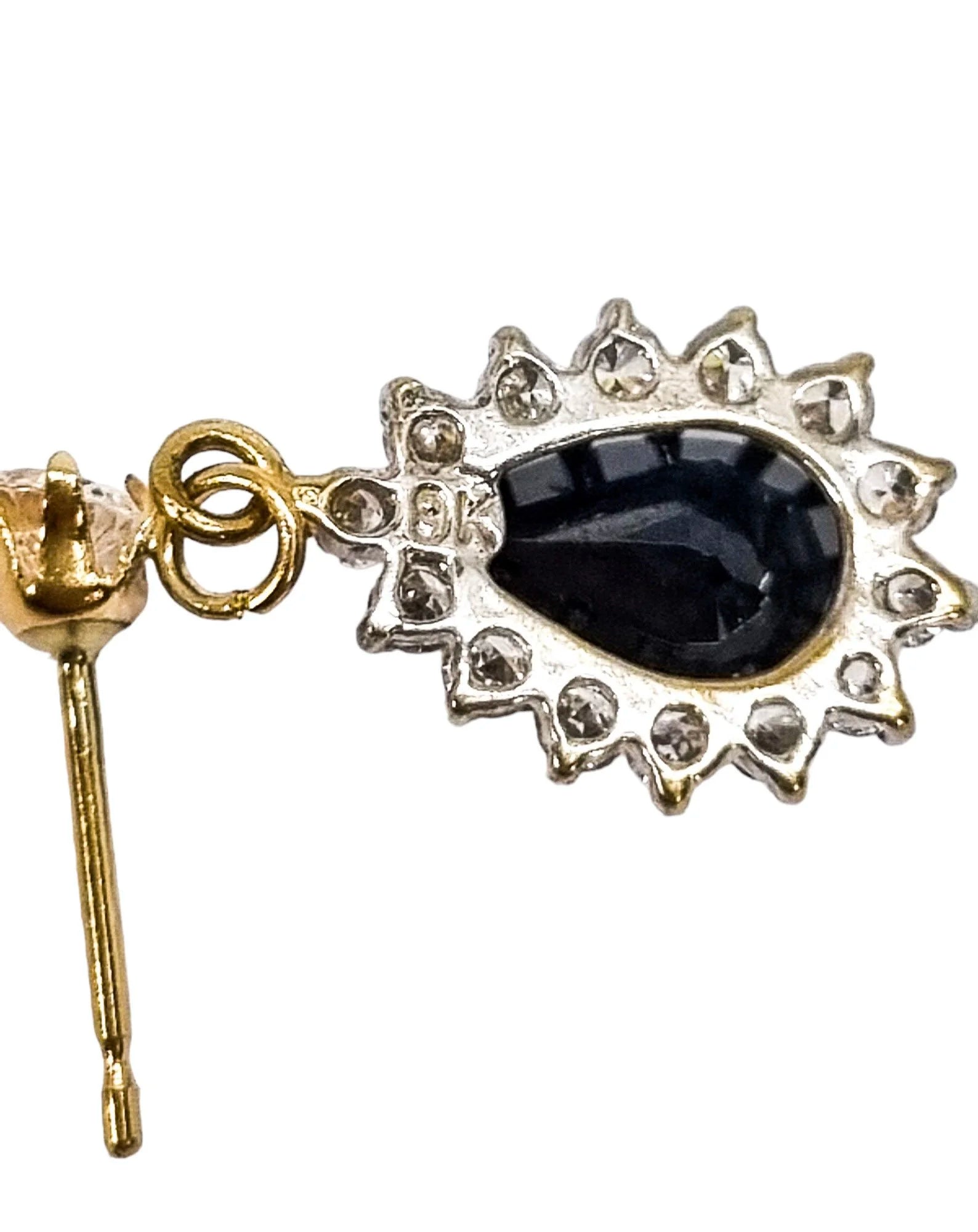 Elegant 9ct yellow gold teardrop sapphire dangle cluster halo earrings and pendant set