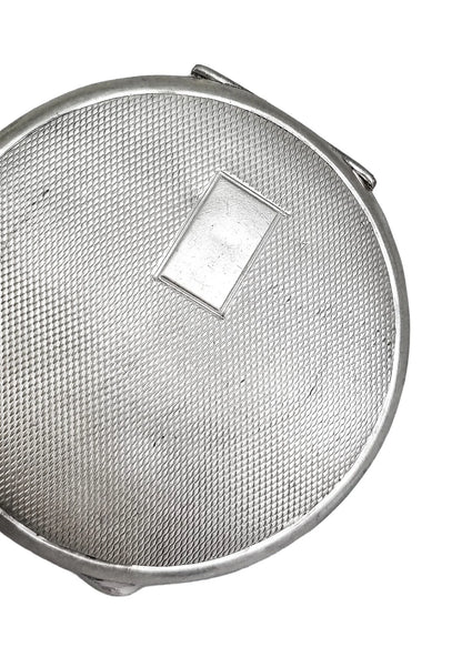 Art Deco sterling silver engine-turned powder compact case, vacant cartouche
