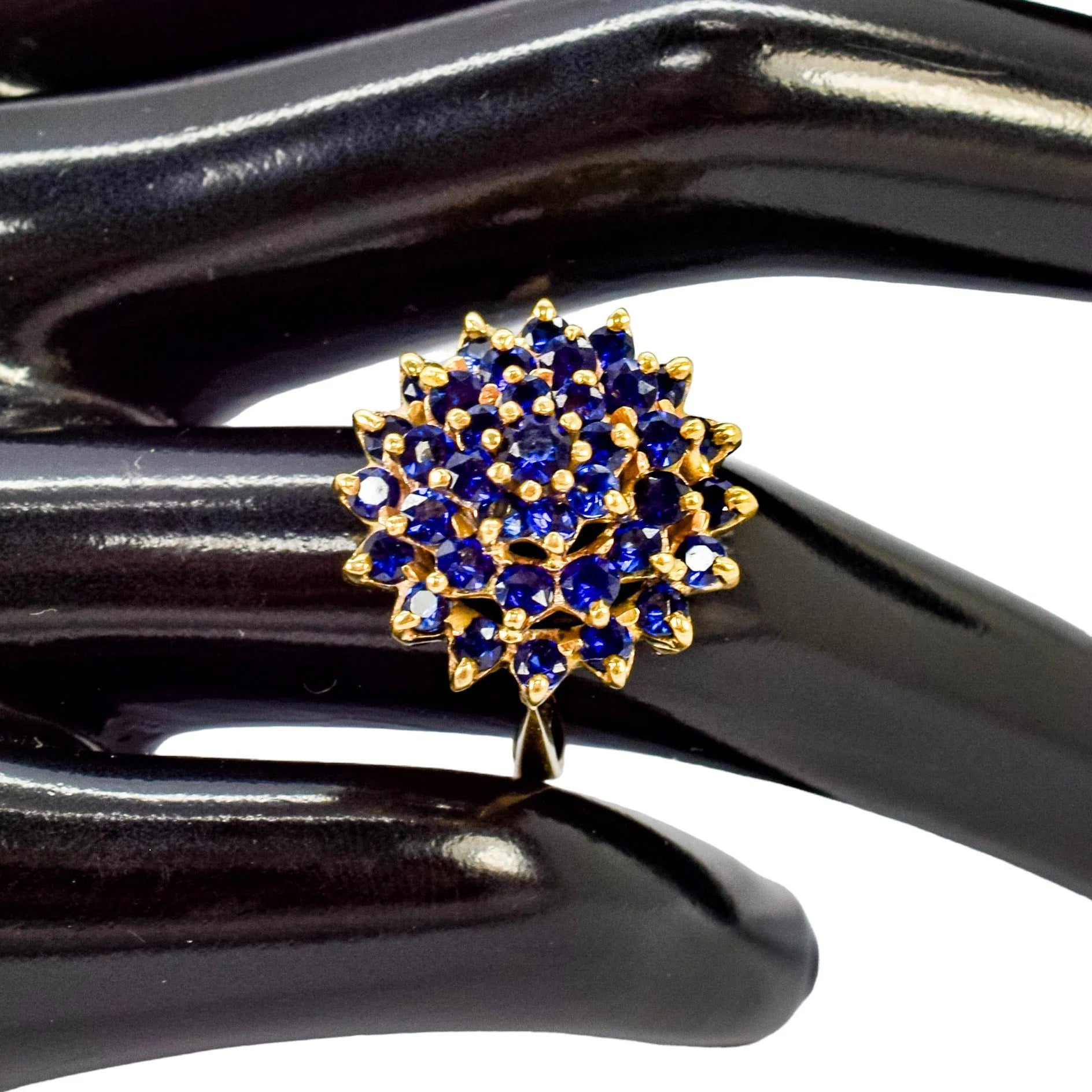 Vintage 9ct yellow gold tiered cluster 37 sapphire statement ring, size L