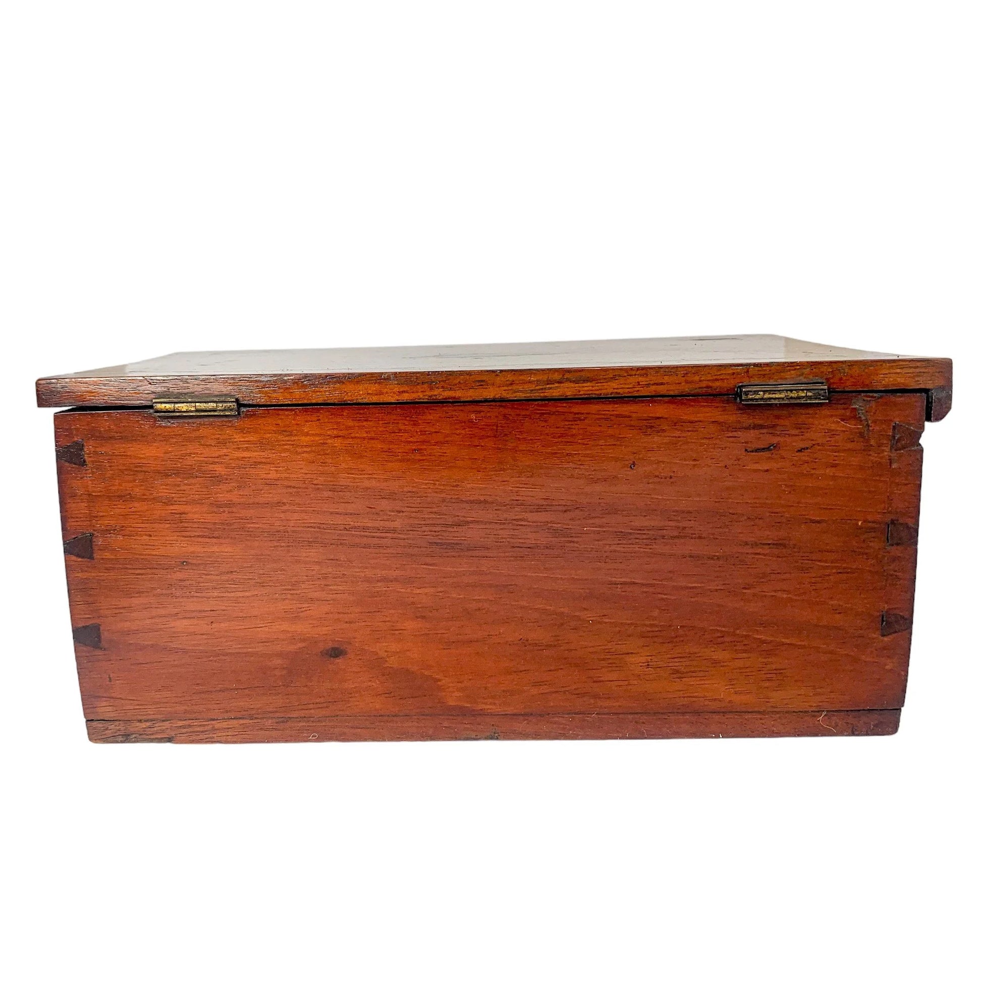 Large Victorian mahogany work box / jewellery chest with rhombus design to lid