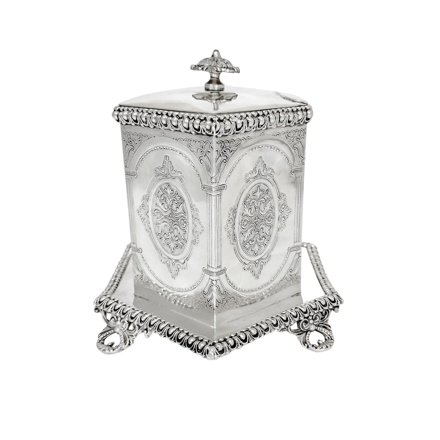 Victorian Neoclassical 6-sided silver-plated biscuit barrel on cast feet with egg-and-dart trim