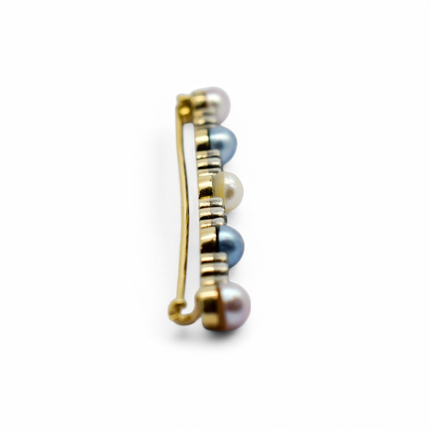 Belle Époque style 14 kt gold brooch set with Old European cut diamonds and pearls