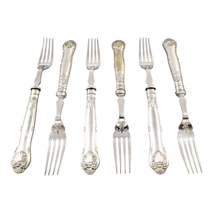 Victorian Queens silver plate 16 piece 6 person fish cutlery set, 4 servers in oak canteen