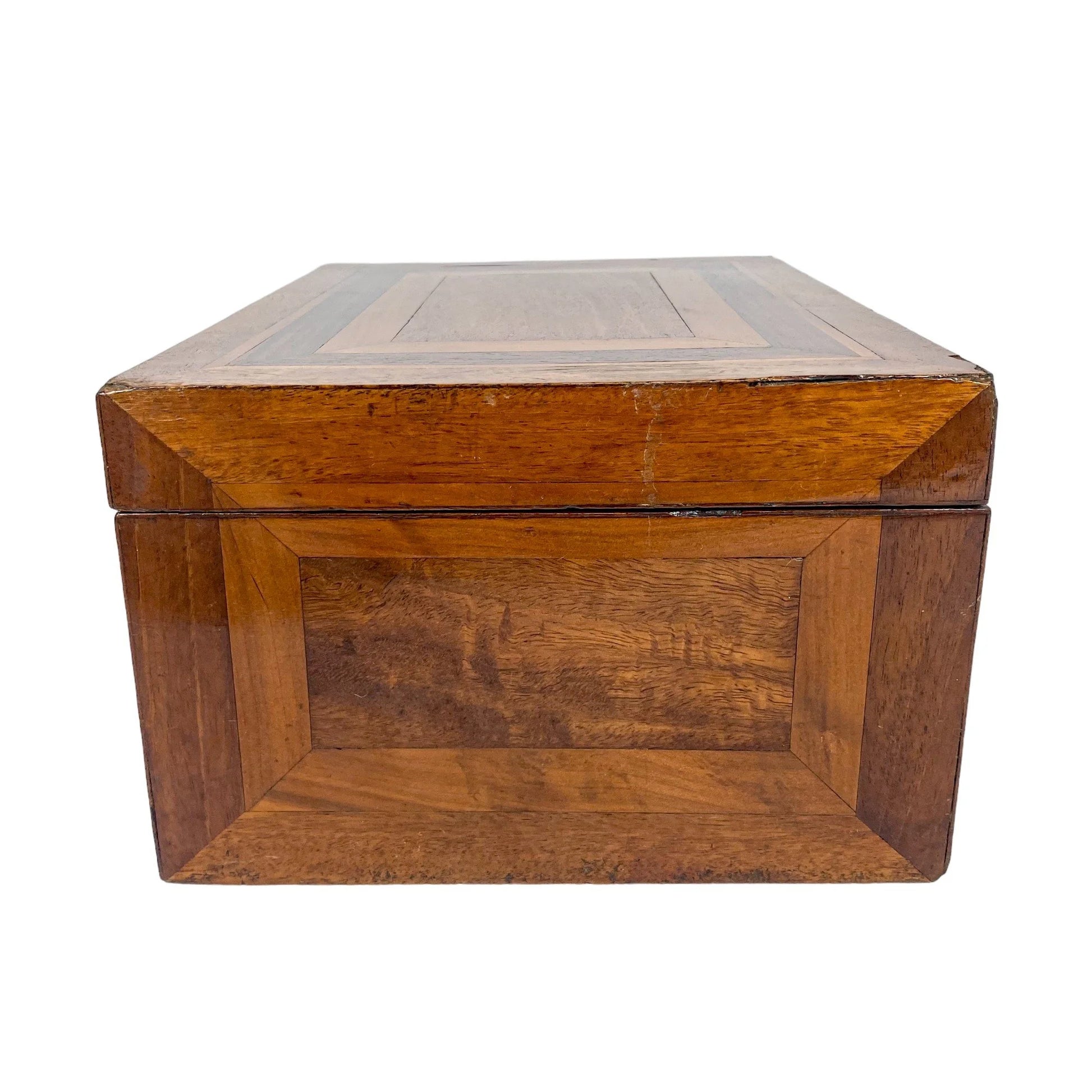 Victorian jewellery keepsake / work box with geometric marquetry inlay