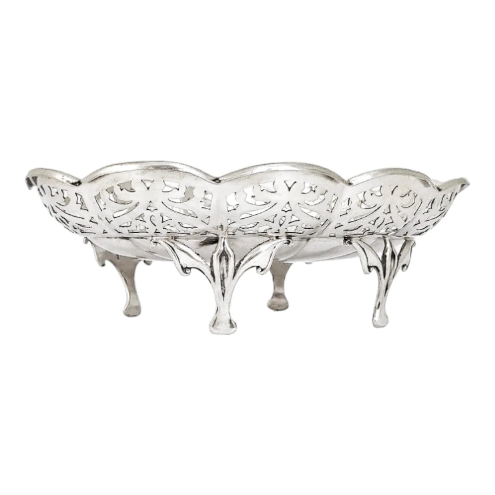 Art Nouveau sterling silver oval bonbon basket snack bowl on cast feet, pierced with scrolls