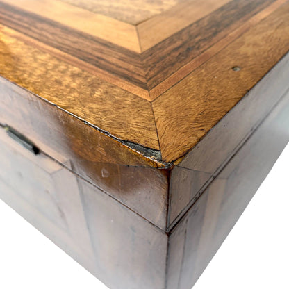 Victorian jewellery keepsake / work box with geometric marquetry inlay