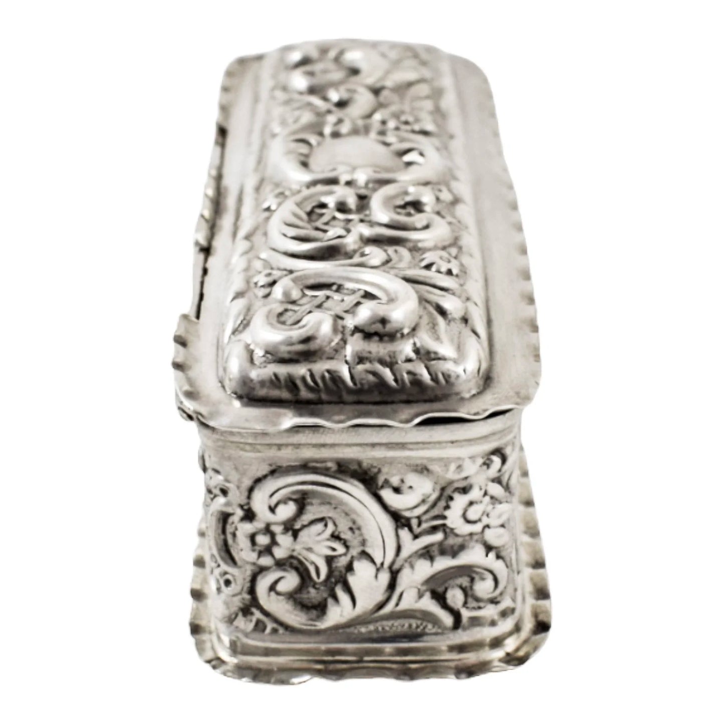 Victorian sterling silver dressing table snuff box embossed with Art Nouveau scrolls