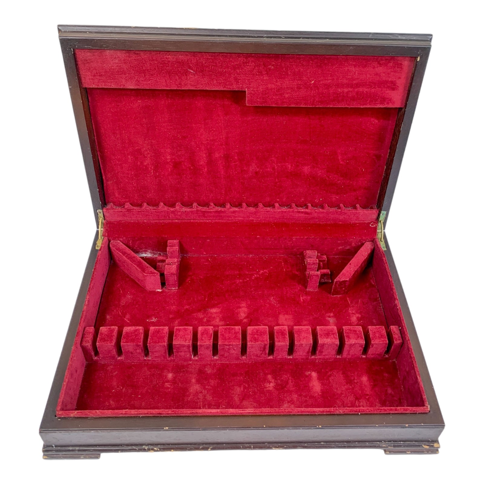 1940's George Butler cased Dubarry 77 piece 8 person cutlery canteen with fish flatware and turkey carving set
