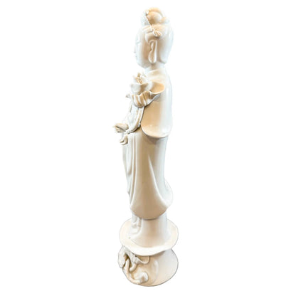 Blanc de Chine porcelain figurine of "Quan Yin on Lotus Blossom"