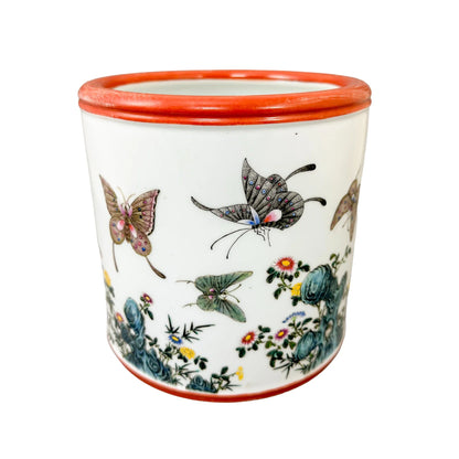 Chinese Republic porcelain brush pot in Yongzheng style with a butterfly and floral design