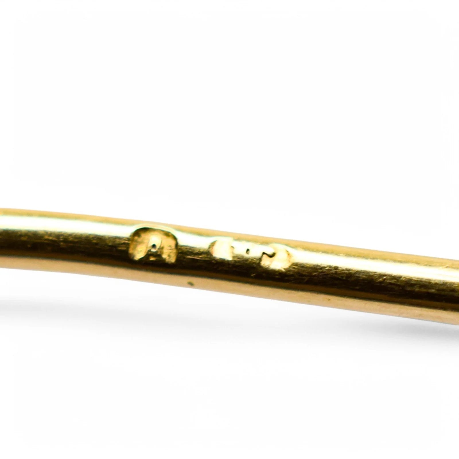 Belle Époque style 14 kt gold brooch set with Old European cut diamonds and pearls
