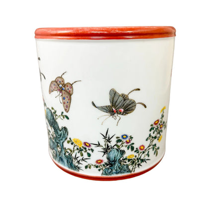 Chinese Republic porcelain brush pot in Yongzheng style with a butterfly and floral design