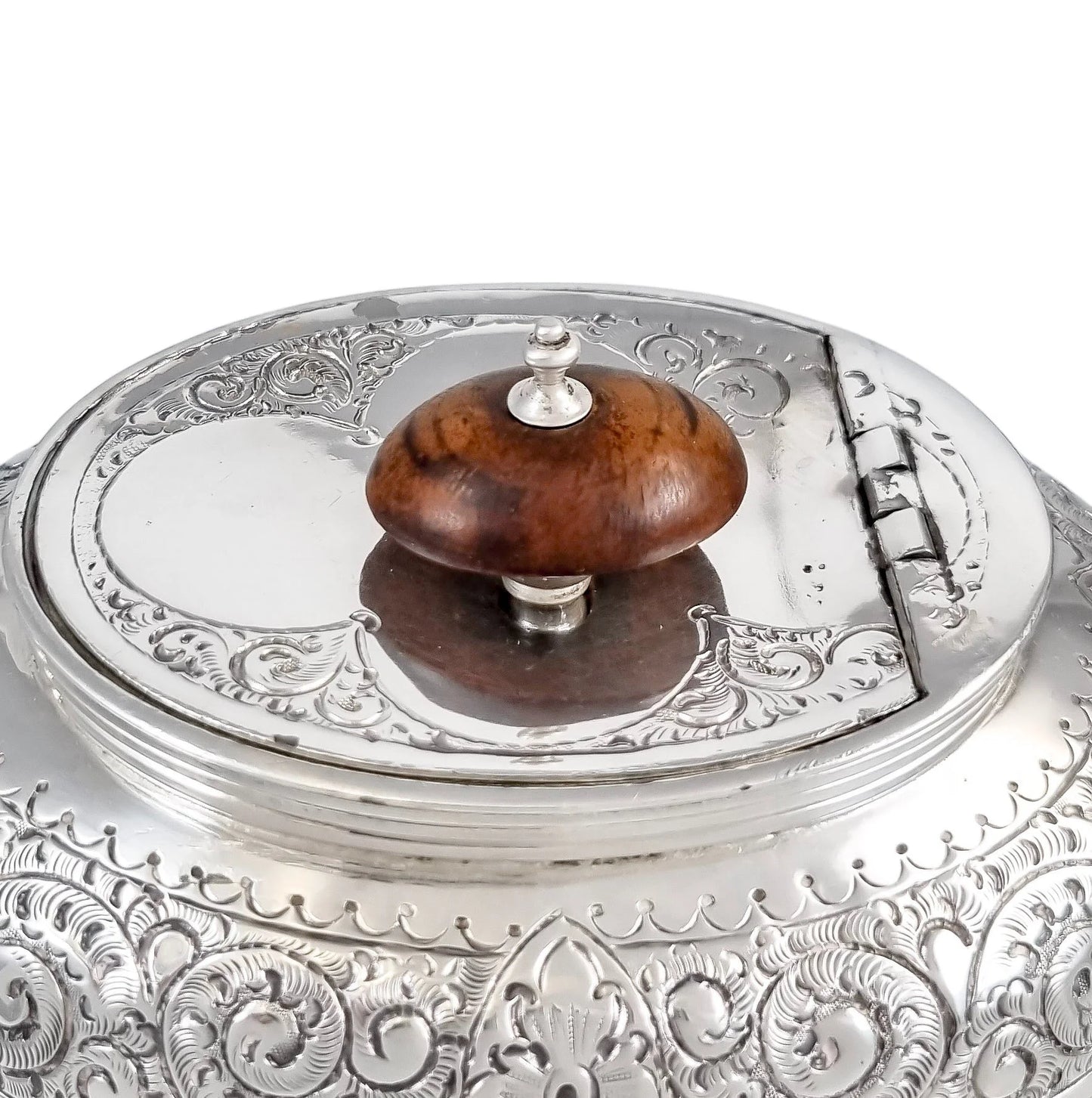 Antique Victorian silver plated three-piece tea set, Rococo Revival and Aestheticism, c. 1880s