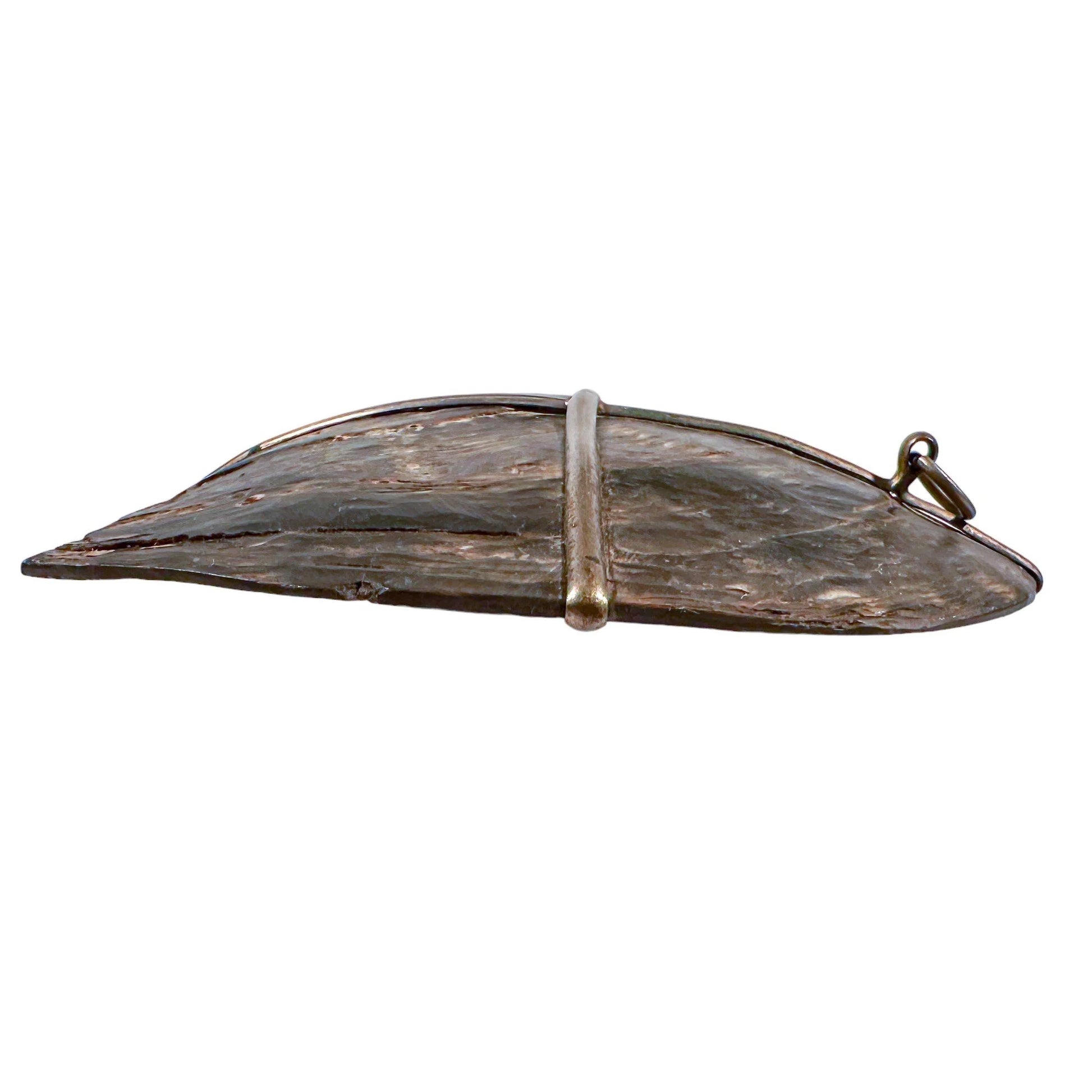 19th-century Flemish mother-of-pearl shell carving of fisherwoman