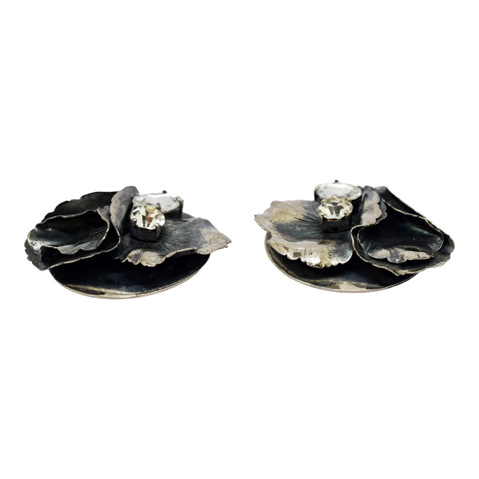 1980's Ermani Bulatti Art Nouveau large statement ear clips of floral and foliate design