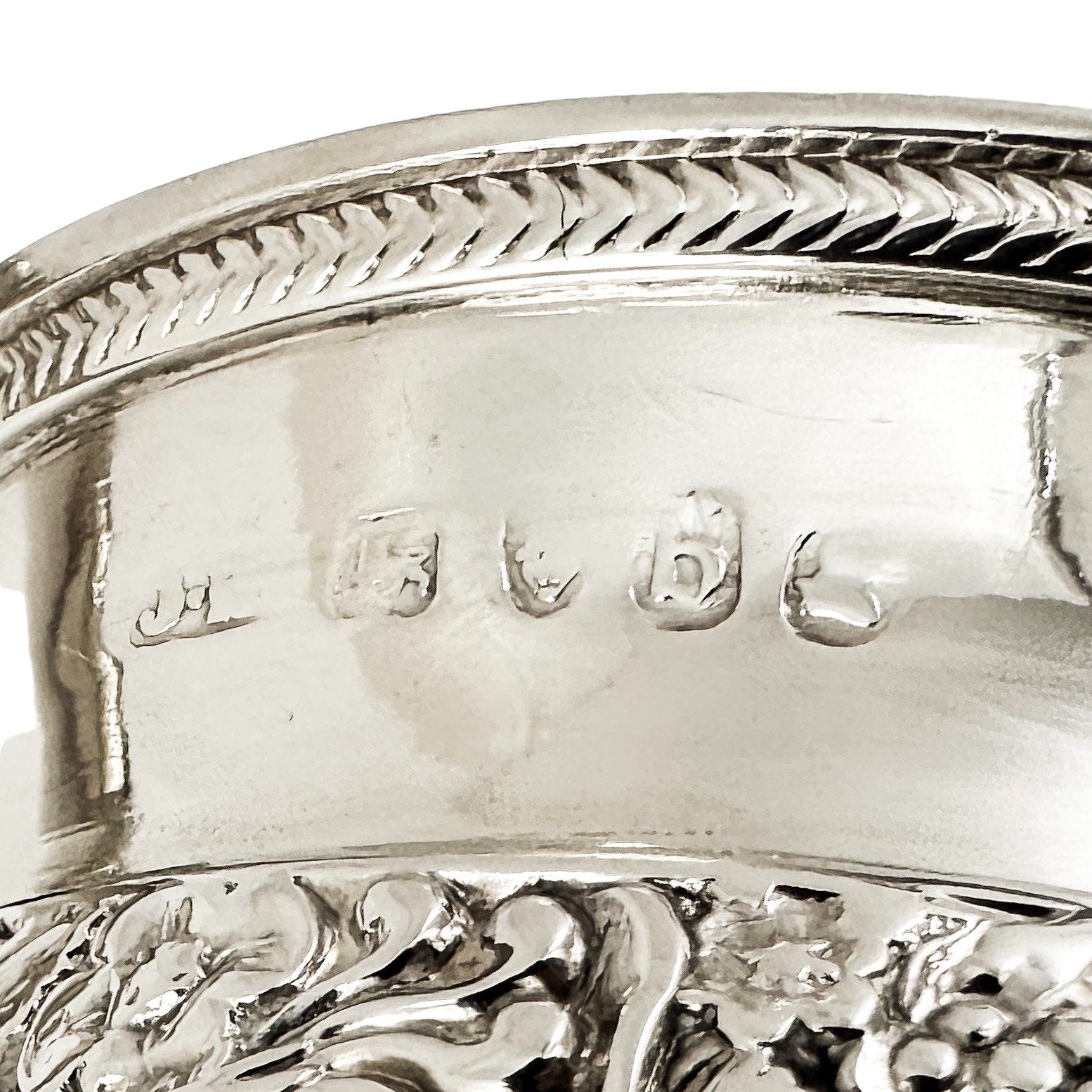 William IV Joseph Angell sterling silver lady’s mug / Christening cup 1817