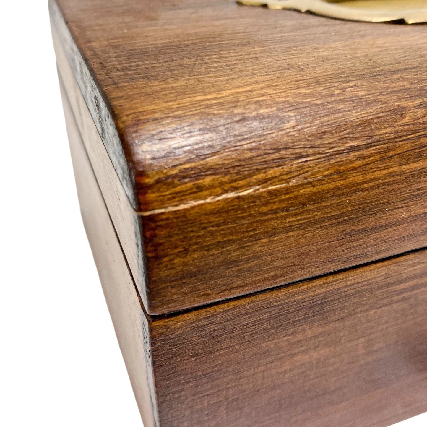 Walnut Victorian trinket storage box with inset brass carry handle and key escutcheon