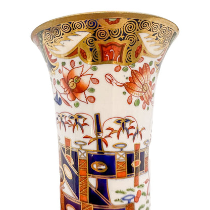 George III Spode porcelain Imari spill vase / matchpot