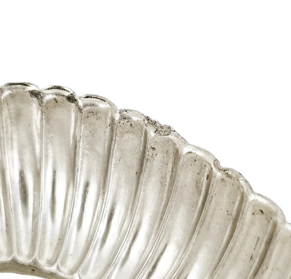 Victorian sterling silver toddy punch ladle with fluted bowl