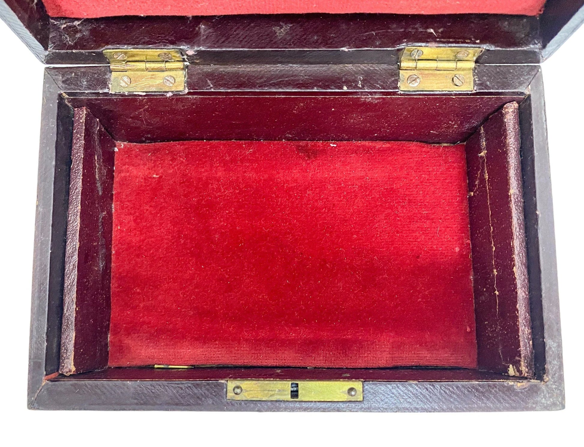 Walnut Victorian trinket storage box with inset brass carry handle and key escutcheon