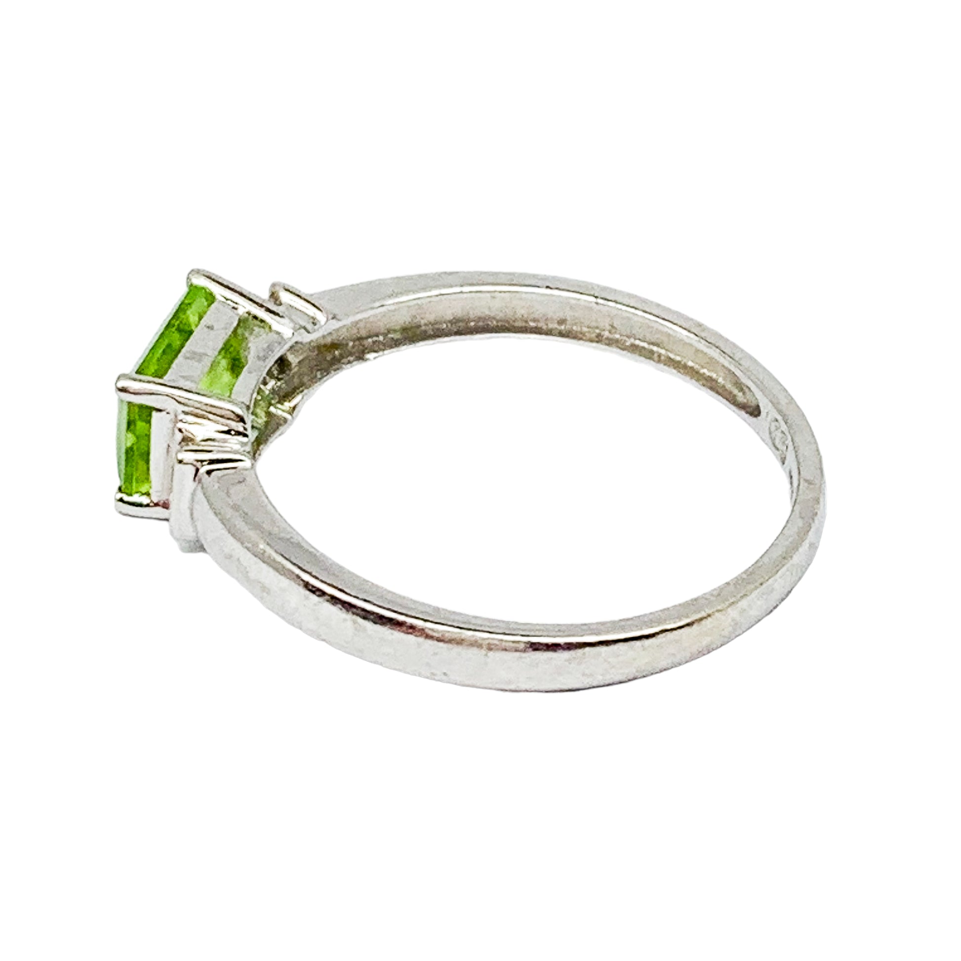 Art Deco style 9ct white gold baguette peridot and diamond dress ring, size O