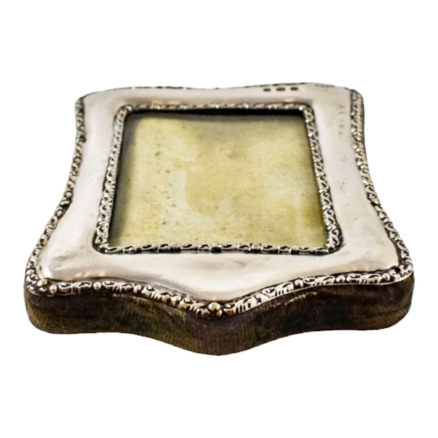 Edwardian sterling silver easel photo frame trimmed with scrolls