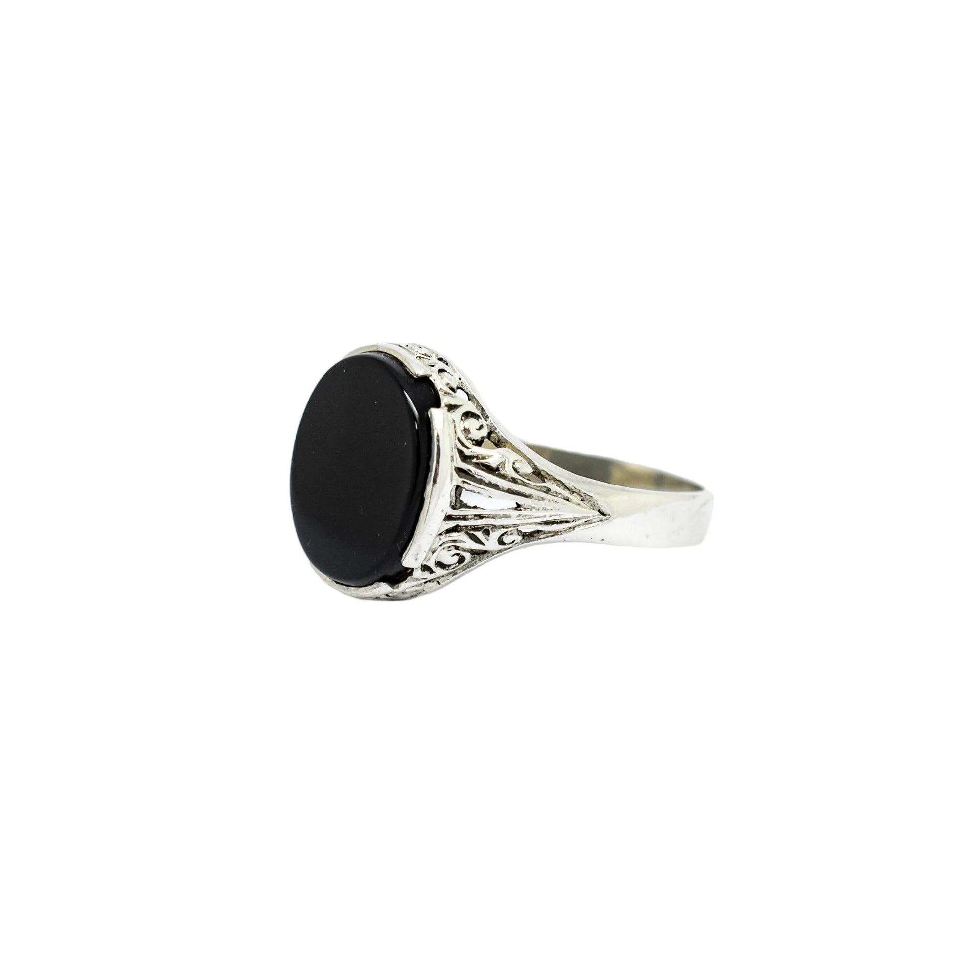 Art Deco sterling silver jet black onyx men’s signet ring, size U ½